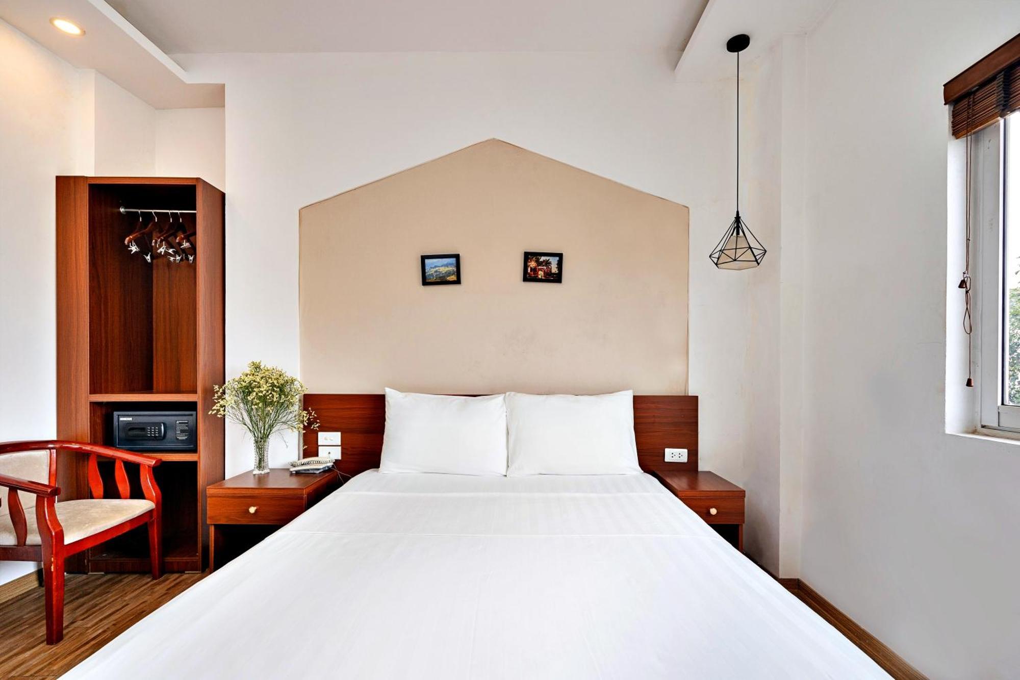 Hanz Ami Central Hotel Ханой Екстериор снимка